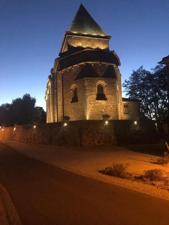 Gite Des Lavandes Oradour-Fanais ภายนอก รูปภาพ